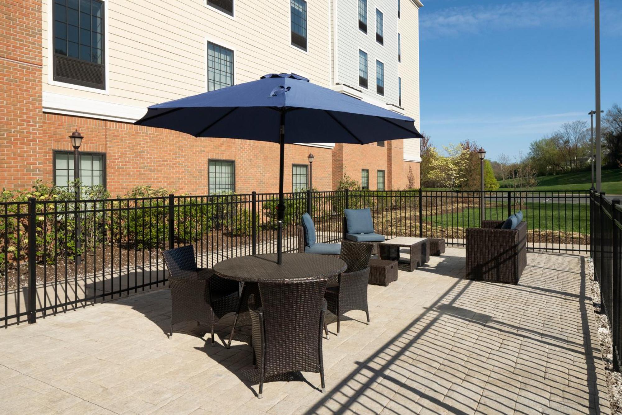 Hampton Inn&Suites Yonkers - Westchester Exterior foto